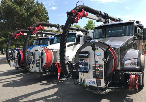 City of Kirkland Kenworth T880 Lineup, City Using Vacuum Trucks for Flooding